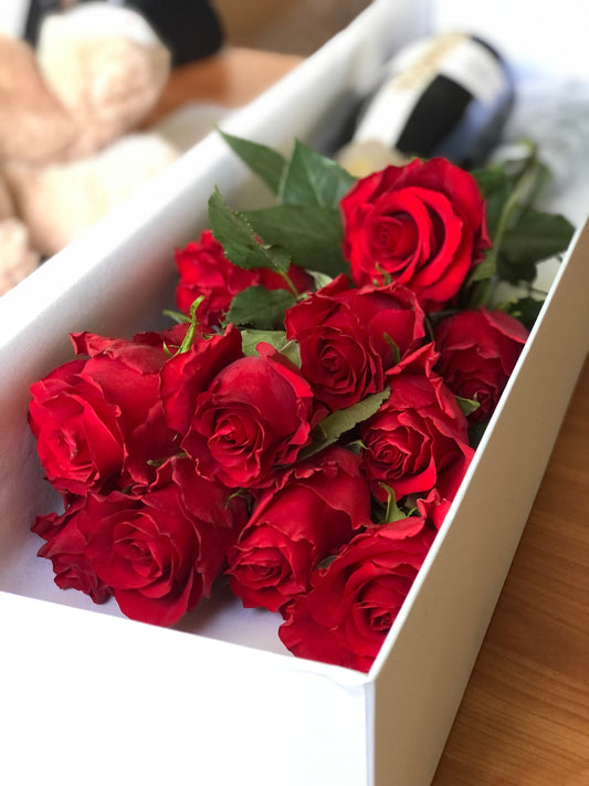 Ultimate Elegance - Red Roses in Box