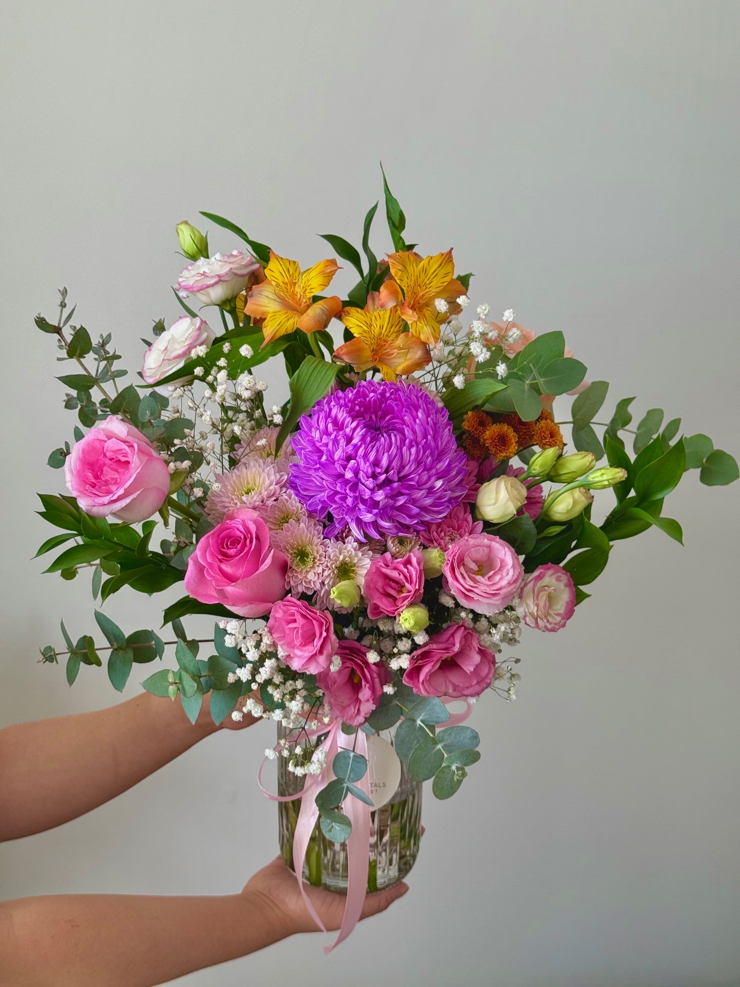 Seasonal Bunch in Vase _ Florist Picked