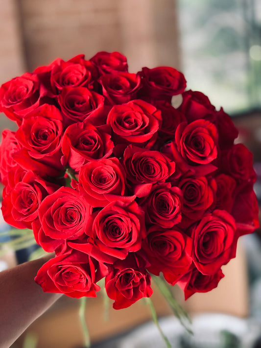 The Classic - Red Roses Bouquet